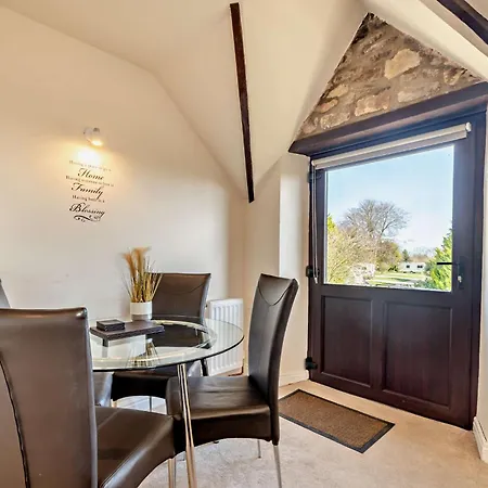 בית נופש Goldfinch *