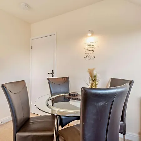 בית נופש Goldfinch Newton-on-Rawcliffe