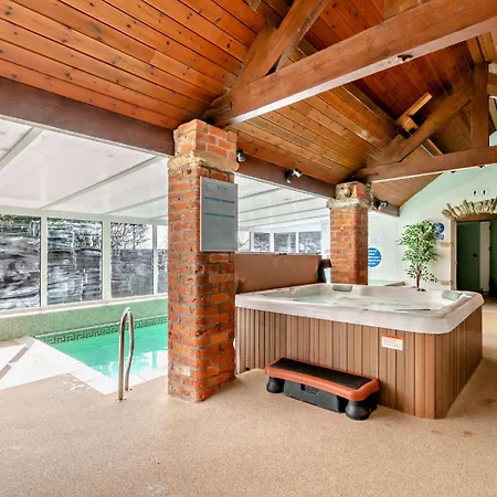 בית נופש Goldfinch *